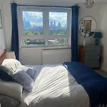 Light-Filled Flat With Panoramic View